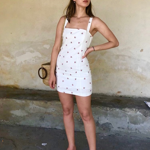 Forever 21 Dresses & Skirts - Forever 21 🍒 dress (S-M)